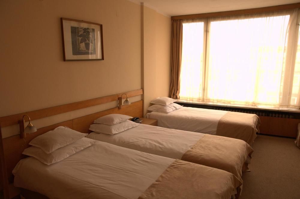 Rila Hotel Sofia Exterior photo